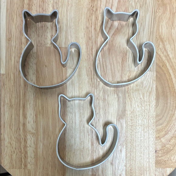 Other - Set of 3 Cat-Shaped Cookie Cutters - Silver